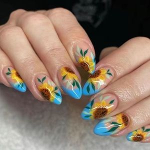 24 Pieces Fake Press On Nails Set Sunflower
